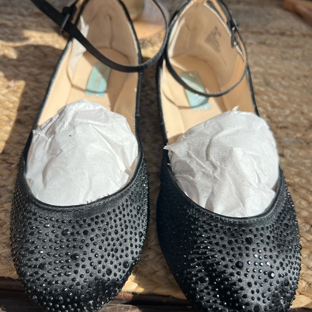 Elegant Betsey Johnson  Black Studded Women's Flats